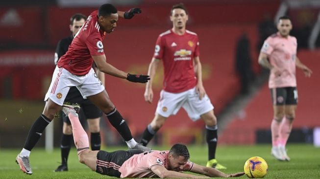 Martial Dibully Habis-habisan Fans MU, Solskjaer Pasang Badan