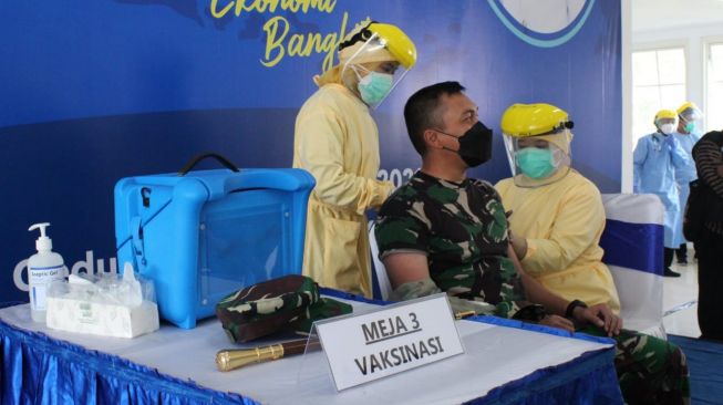 Istrinya Positif Covid-19, Kabag Ops Polresta Malang Kota Gagal Vaksinasi