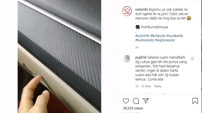 Video seorang istri temukan setumpuk uang di laci mobil yang disimpan suami diam-diam.