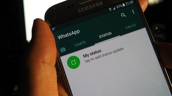 Cara Meneruskan Pembaruan Status WhatsApp
