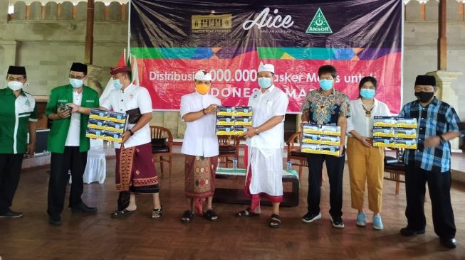 Gerakan Bagi Masker untuk Masyarakat Rentan Terpapar Covid-19 di Bali