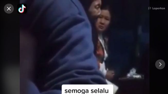 Nenek penjual makanan dibentak dan diusir (Tiktok)