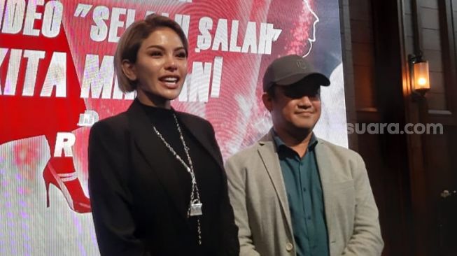 Nikita Mirzani dan Rizal Mantovani [Herwanto/Suara.com]