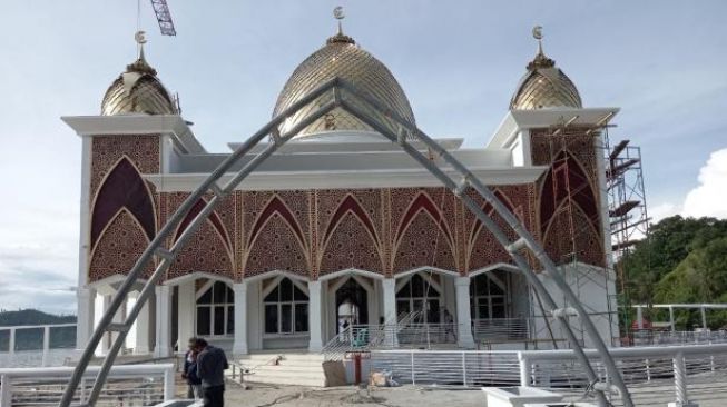 Soal Viral Bayar Shalat di Masjid Terapung Pesisir Selatan, Pemkab Pessel: Retribusi Masuk Kawasan Wisata