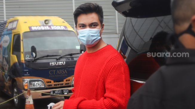 Tolak Ibu-Ibu yang Minta Uang Rp4 Juta, Baim Wong Tegas: Saya Anterin ke Polisi Saja Ya!