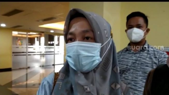Blak-blakan Istri DPO Judi Ditembak Mati di Solok Selatan, Anak Histeris