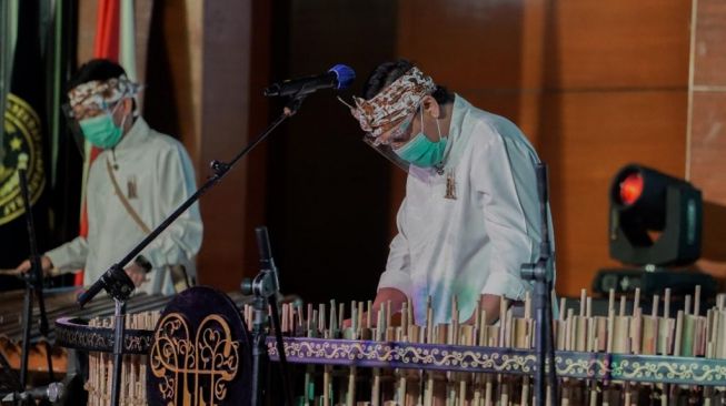 Terancam Tutup, Ini Kiat Menparekraf Selamatkan Saung Angklung Udjo