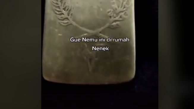 Berkunjung ke Rumah Nenek, Pria Ini Terancam Kaya Mendadak
