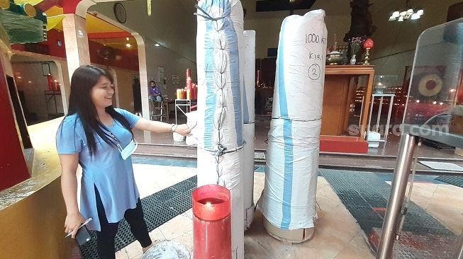 Pandemi, Ibadah di Vihara Tertua Boen Hay Bio Tangsel saat Imlek Dibatasi
