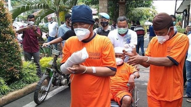 Terungkap! Carok Maut Malang Tewaskan Bapak dan Anak Gegara Tanah Bengkok