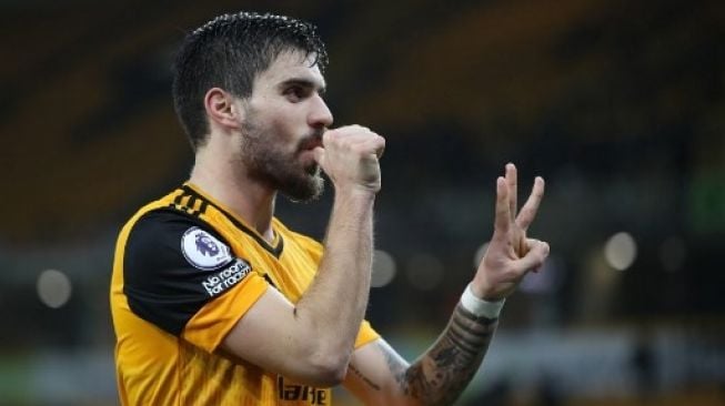 Selebrasi Ruben Neves usai mencetak gol ke gawang Arsenal pada pekan ke-22 Liga Inggris, Rabu (3/2/2021) dini hari WIB. (Nick Potts / POOL / AFP)