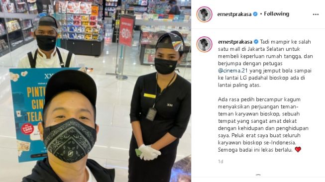 Aksi karyawan bisokop jemput bola cari penonton (Instagram)