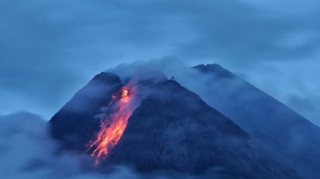 Gunung Merapi dalam Sepekan Keluarkan 13 Kali Awan Panas dan 119 Kali Lava