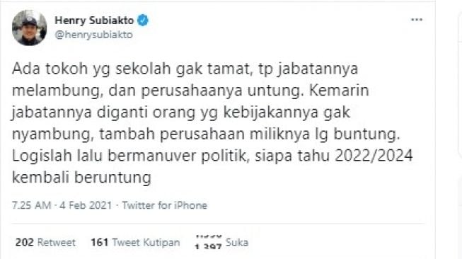 Setelah berpolemik dengan Abu Janda, kini Susi Pudjiastuti panas dengan Profesor UNAIR Hendry Subiakto. Hendry Subiakto sindir Susi Pudjiastuti lakukan manufer politik.