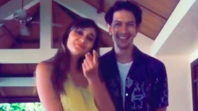 Heboh Video Dimas Beck Cium Luna Maya, Mereka Pacaran?