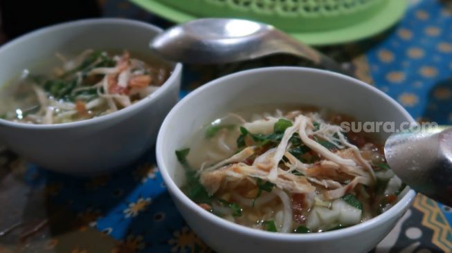 Modal Rp 1.000 Dapat Soto Semangkuk? Coba ke Angkringan Ronggolawe Rembang