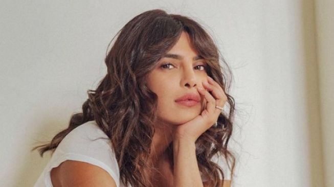 Artis top India Priyanka Copra [Tangkapan layar Instagram Priyanka Copra]