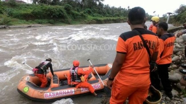 Remaja Hilang di Sungai Pasaman Barat Ditemukan Lemas