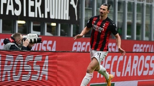 Cara Unik Zlatan Ibrahimovic Rayakan Torehan 501 Gol Sepanjang Kariernya