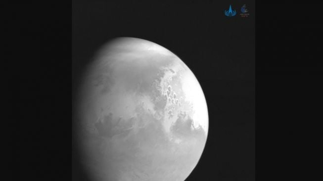 Penampakan Mars dengan Tianwen-1. [CNSA]