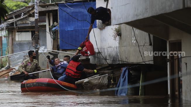 Banjir Merendam Kawasan Pejaten Timur