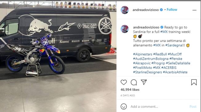 Postingan akun Instagram Andrea Dovizioso tentang motor Yamaha (Instagram)