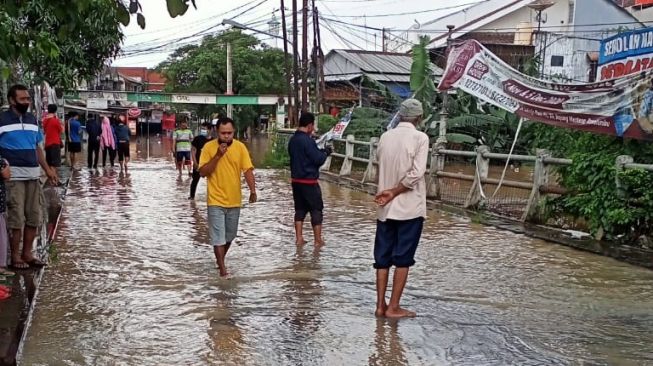 Banjir akibat luapan Kali Bekasi dan Kali Cileungsi.[Istimewa]