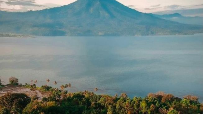 Jelang Libur Imlek, Wisata Danau Ranau Ditutup