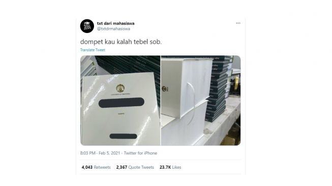 Skripsi tebal. [Twitter]