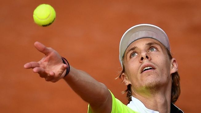 Petenis Kanada Denis Shapovalov (Photo by Anne-Christine POUJOULAT / AFP).