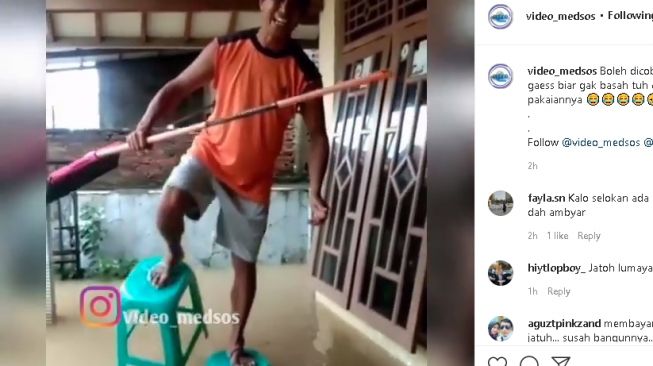 Pria pencipta alas kaki anti banjir (Instagram.com/@video_medsos)