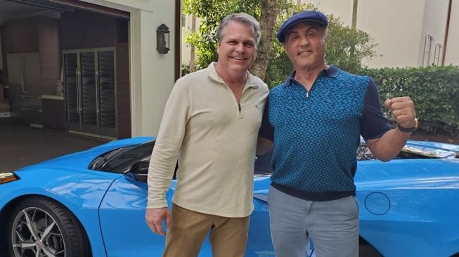 Baru Pindah Rumah, Sylvester Stallone Beli Mobil Mewah Mewah Mempesona