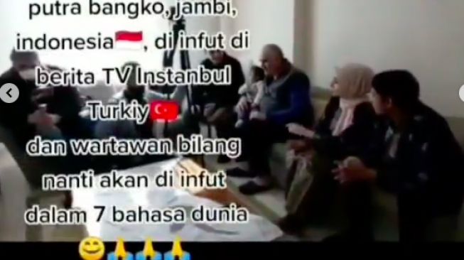 Saat calon pengantin laki-laki Jambi dan perempuan Turki diwawancara media televisi [instagram]