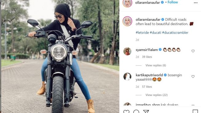 Tampil gagah nih Olla Ramlan dengan motornya (Instagram)
