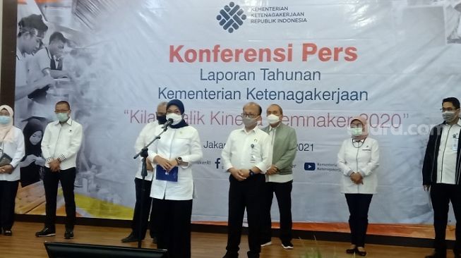 Menaker Ida: Penduduk Usia Kerja Terdampak Covid-19 Capai 29,12 Juta Orang