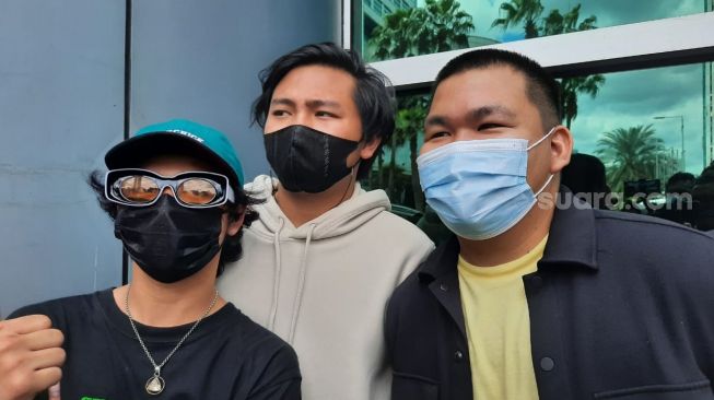 Bahas Lagu Baru, Bastian Steel dan CJR Siap Comeback?