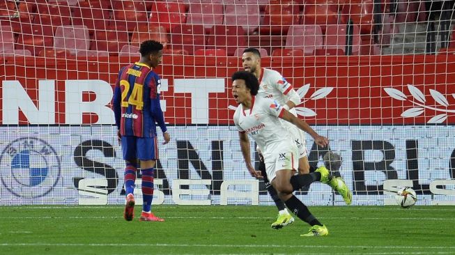 Barcelona Ingin Boyong Jules Kounde, Tapi Enggan Penuhi Permintaan Sevilla