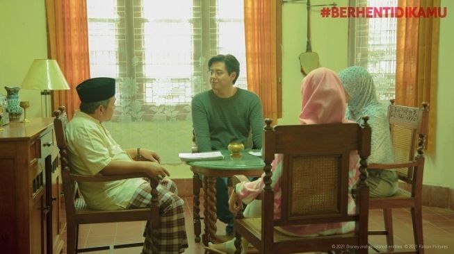 Sambut Valentine, Yuk Nonton Kisah Cinta Roger Danuarta di #Berhentidikamu