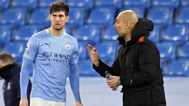 Jelang Chelsea vs Manchester City, Pep Guardiola Pastikan John Stones Absen