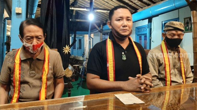 Wakil Pengageng Sasana Wilopo Keraton Kasunanan Surakarta, KRA Dani Nuradiningrat.[Suara.com/Budi Kusumo]
