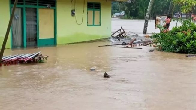 175 Rumah Warga Gorontalo Terendam Banjir, BMKG Ingatkan Cuaca Ekstrem