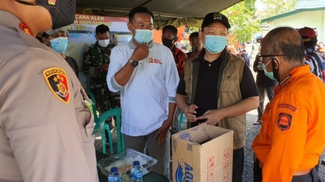 DPR Salurkan Bantuan untuk Korban Banjir Subang