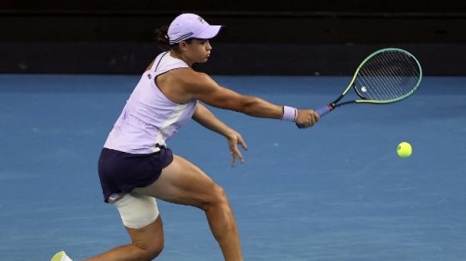 Australian Open: Barty dan Tsitsipas Melaju ke Babak Keempat