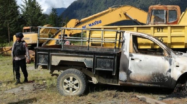 Memanas! Kelompok Bersenjata Bakar Kamp Perusahaan di Puncak Papua