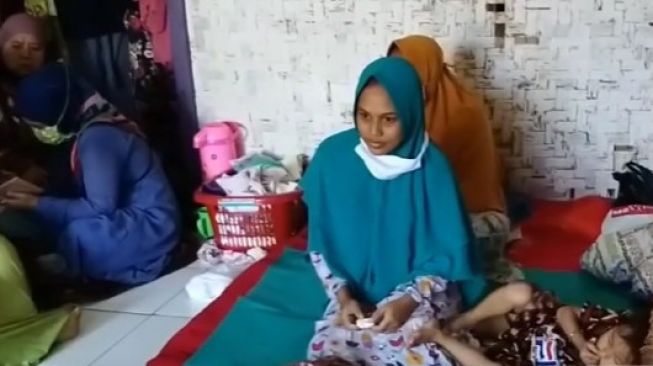 Siti Zainah, janda Cianjur hamil tanpa hubungan seks (Dok Youtube Wa Kucir Official)