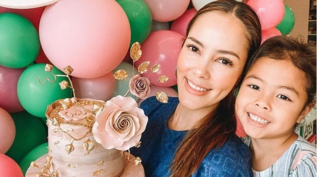 Tubuh Berubah Setelah Punya Anak, Cathy Sharon Akui Sempat Tak Percaya Diri