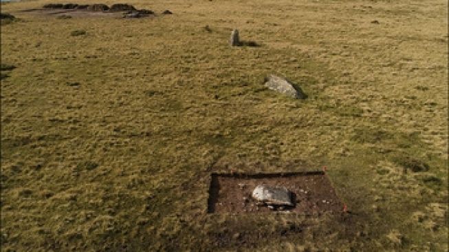 Stonehenge. [Cambridge.org]