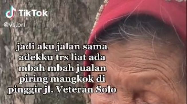 Jual Mangkok di Pinggir Jalan, Nenek Ini Ditipu Pakai Tumpukan Kertas