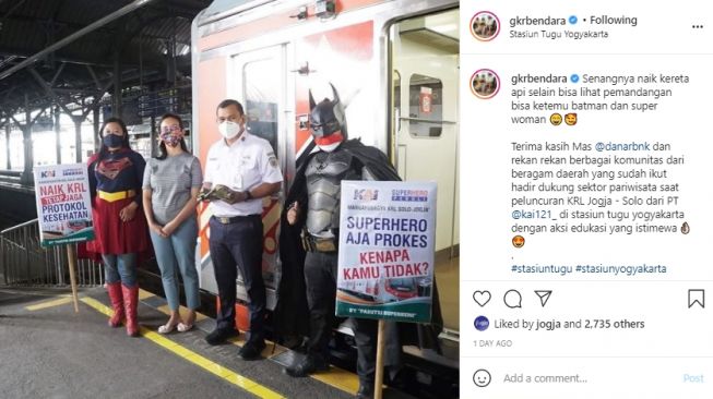 Pantau KRL di Stasiun Tugu, GKR Bendara Ketemu Batman dan Super Woman