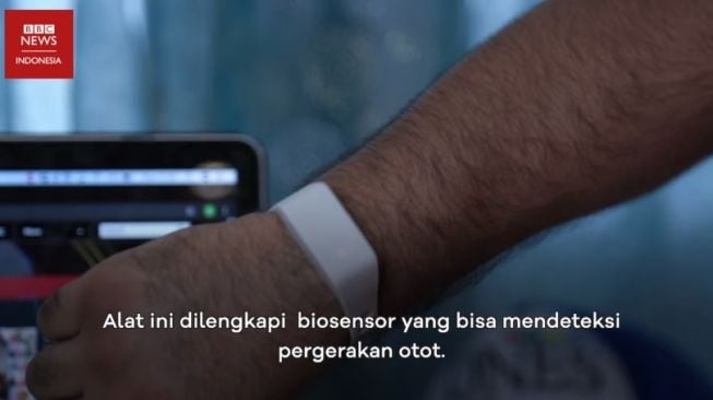 Gelang Ini Bisa Kontrol Laptop, Telepon Tanpa Perlu Menyentuh